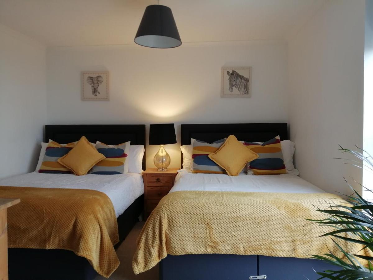 Spacious Townhouse With Sea Views Near Cardiff Barry Kültér fotó