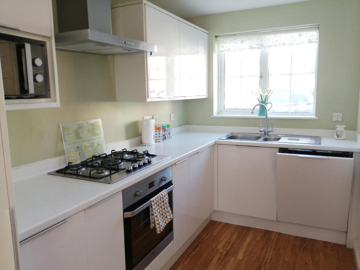 Spacious Townhouse With Sea Views Near Cardiff Barry Kültér fotó