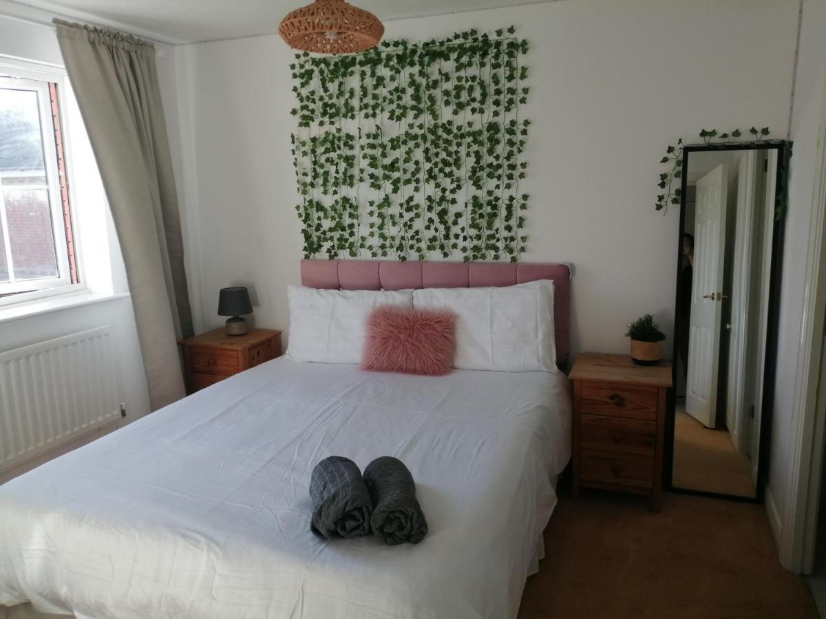 Spacious Townhouse With Sea Views Near Cardiff Barry Kültér fotó
