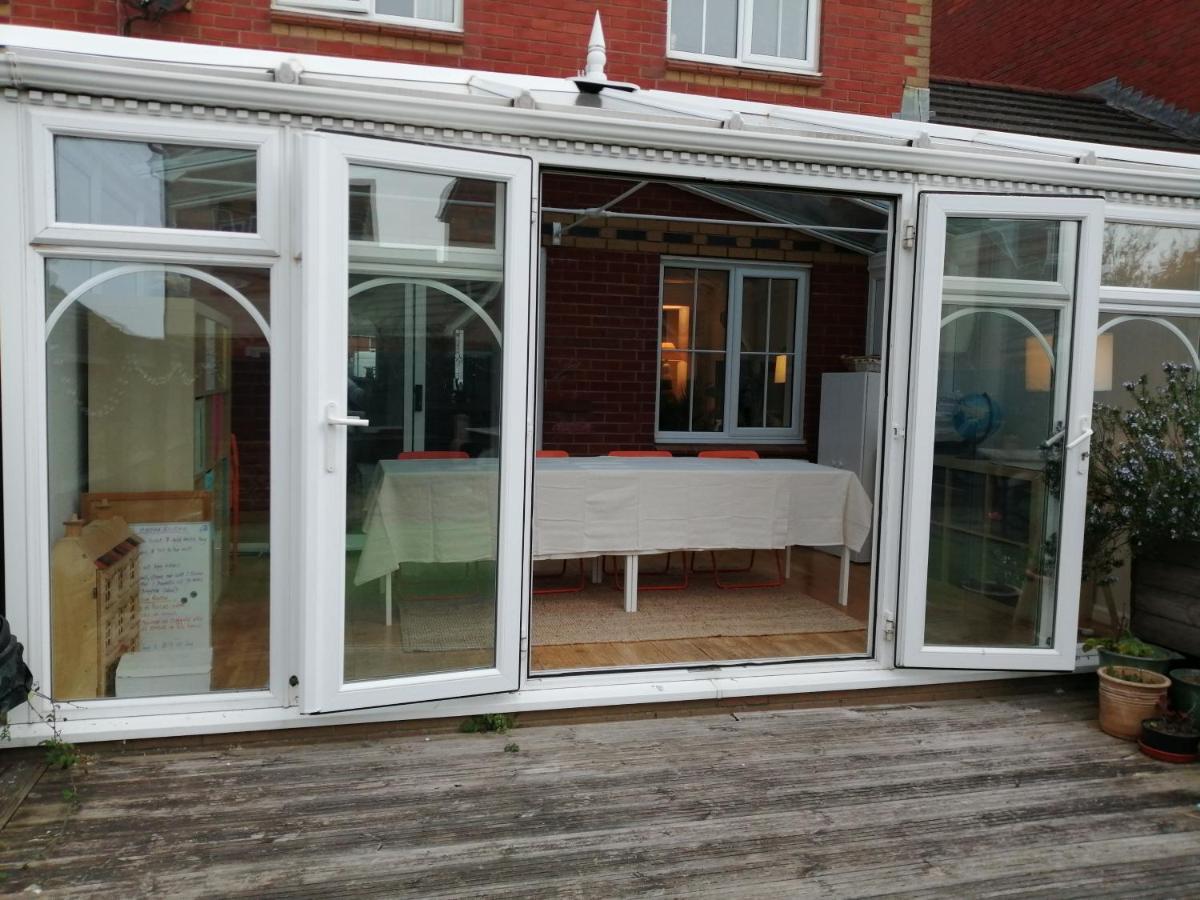 Spacious Townhouse With Sea Views Near Cardiff Barry Kültér fotó